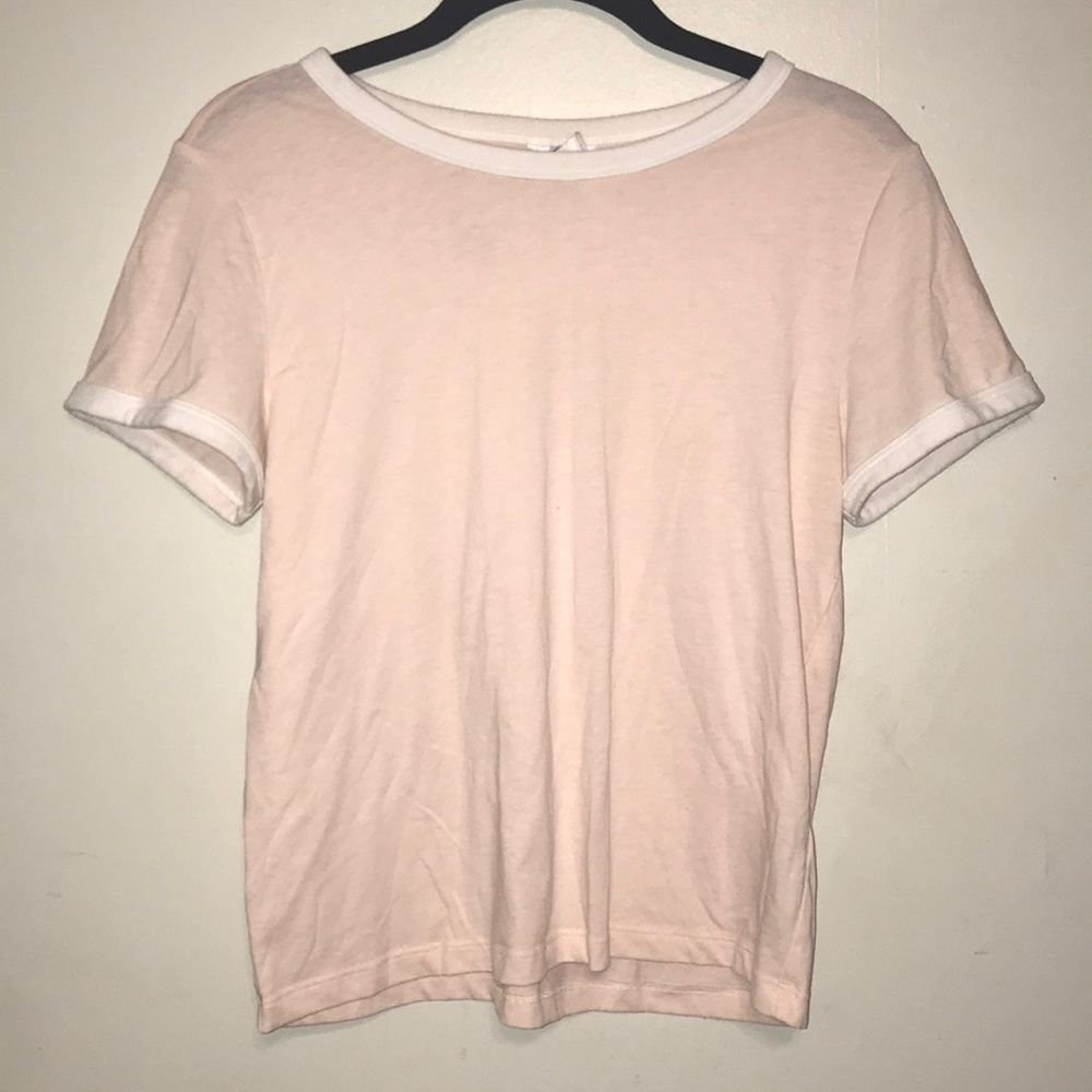 ⚫️h&m baby pink burnout ringer tee⚫️